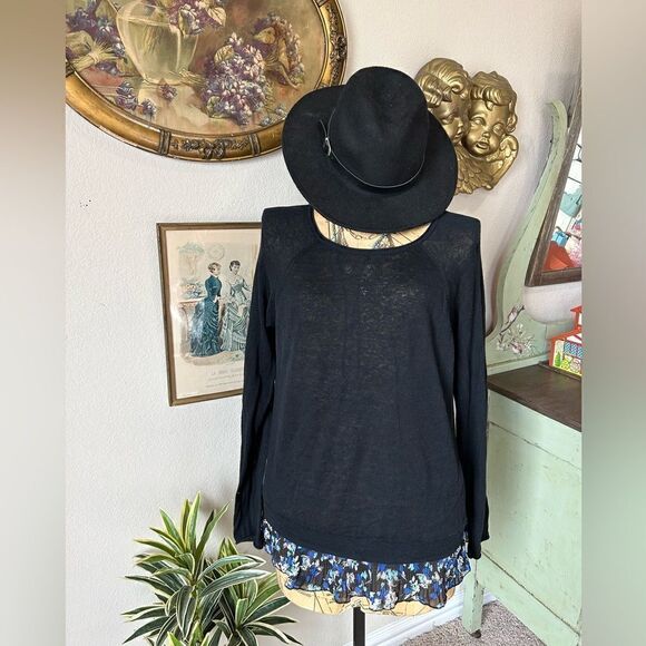 Elle Linen Blend Black Sweater With Blue Floral Ruffle Hem sz XL - Picture 1 of 7